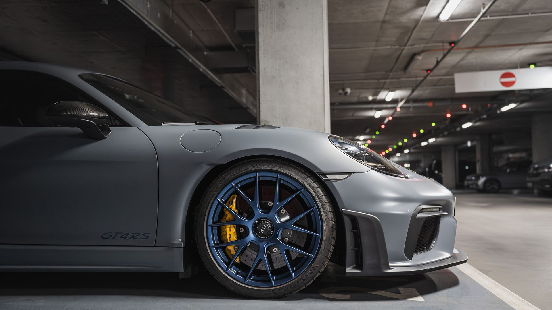 porshe-gt4rs-update-7.jpg